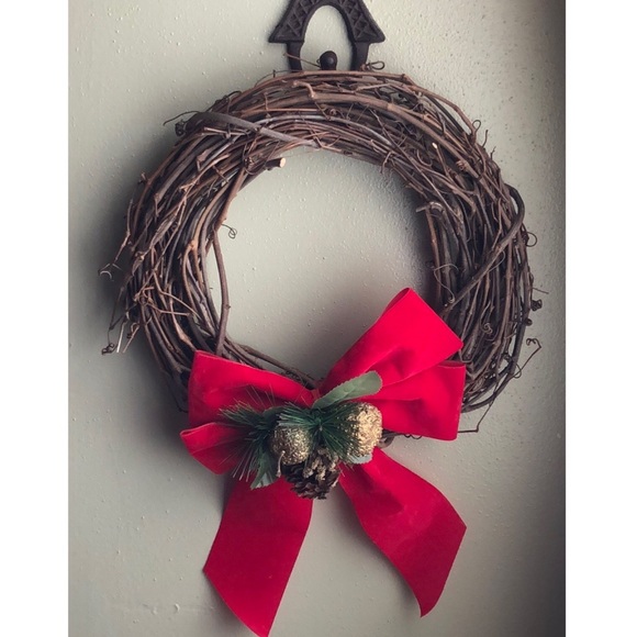 Grape Vine Wreath-12in Diameter-EUC - Picture 1 of 10